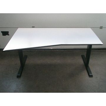 bureau 3891