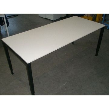 bureau 4098