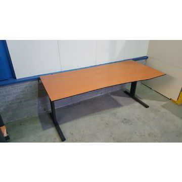 bureau 4886