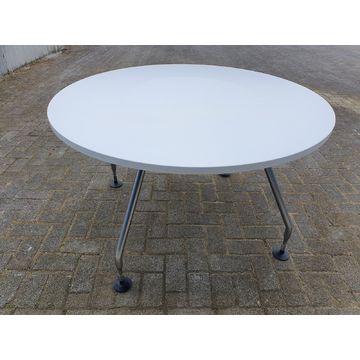 tafel vitra 5017