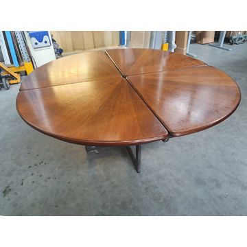 vergadertafel vintage panto 5020