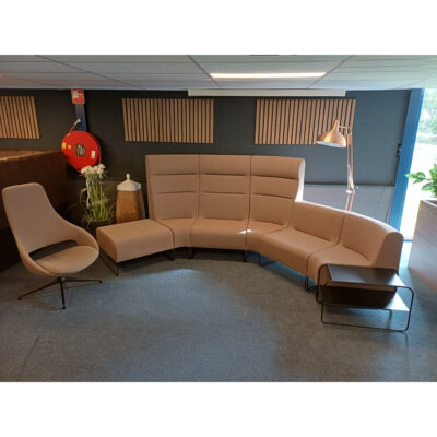 lounge opstelling showroom aanbieding