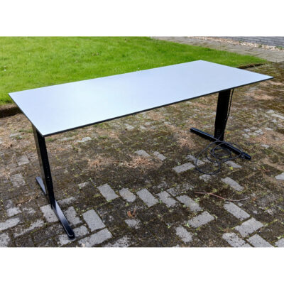 bureautafel 5393